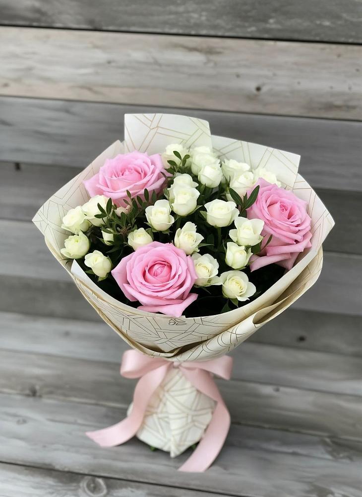 Букет цветов из: Розы в Донская Сочи
