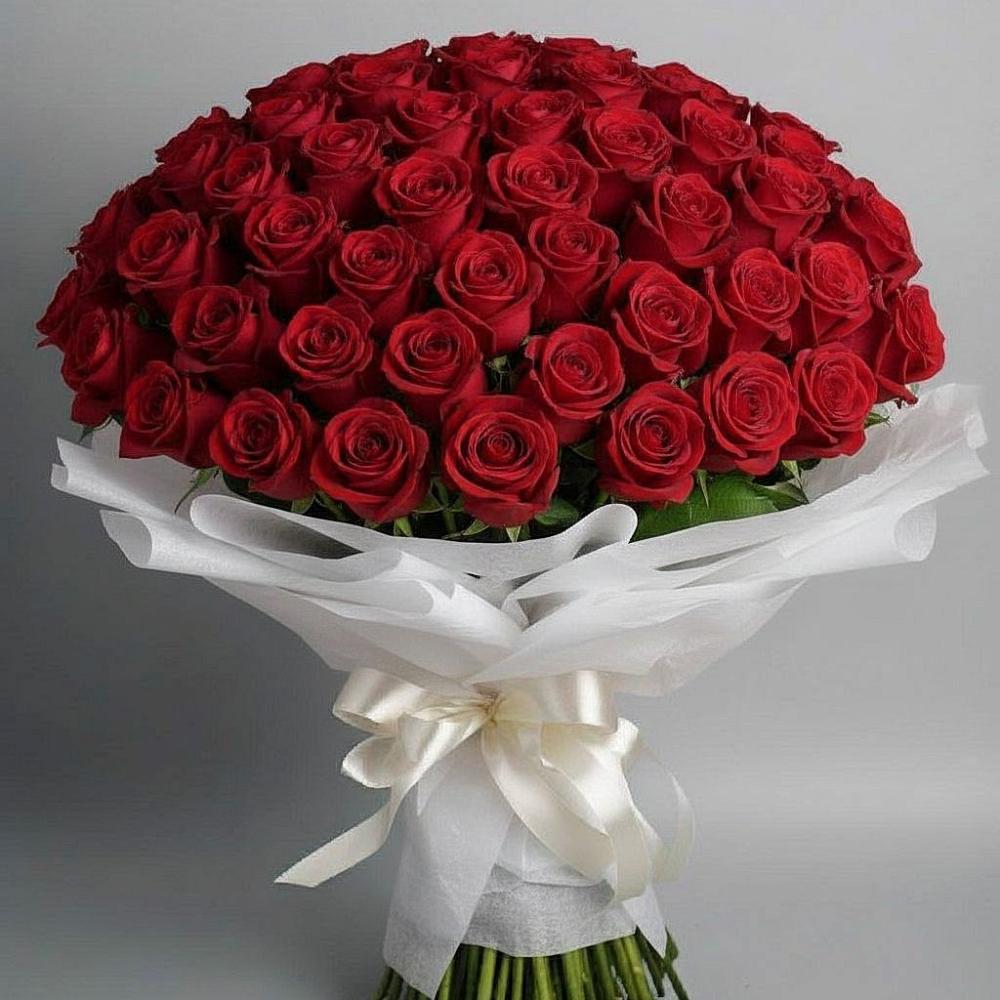 Букет 101 Красная роза Блэк Мэджик в Донская Сочи