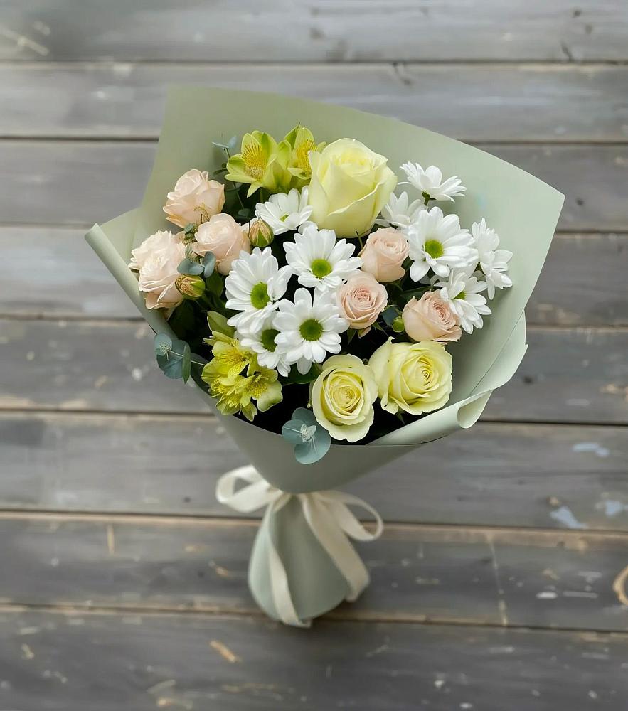 Букет цветов из: Альстромерии, Розы и Хризантемы в Донская Сочи