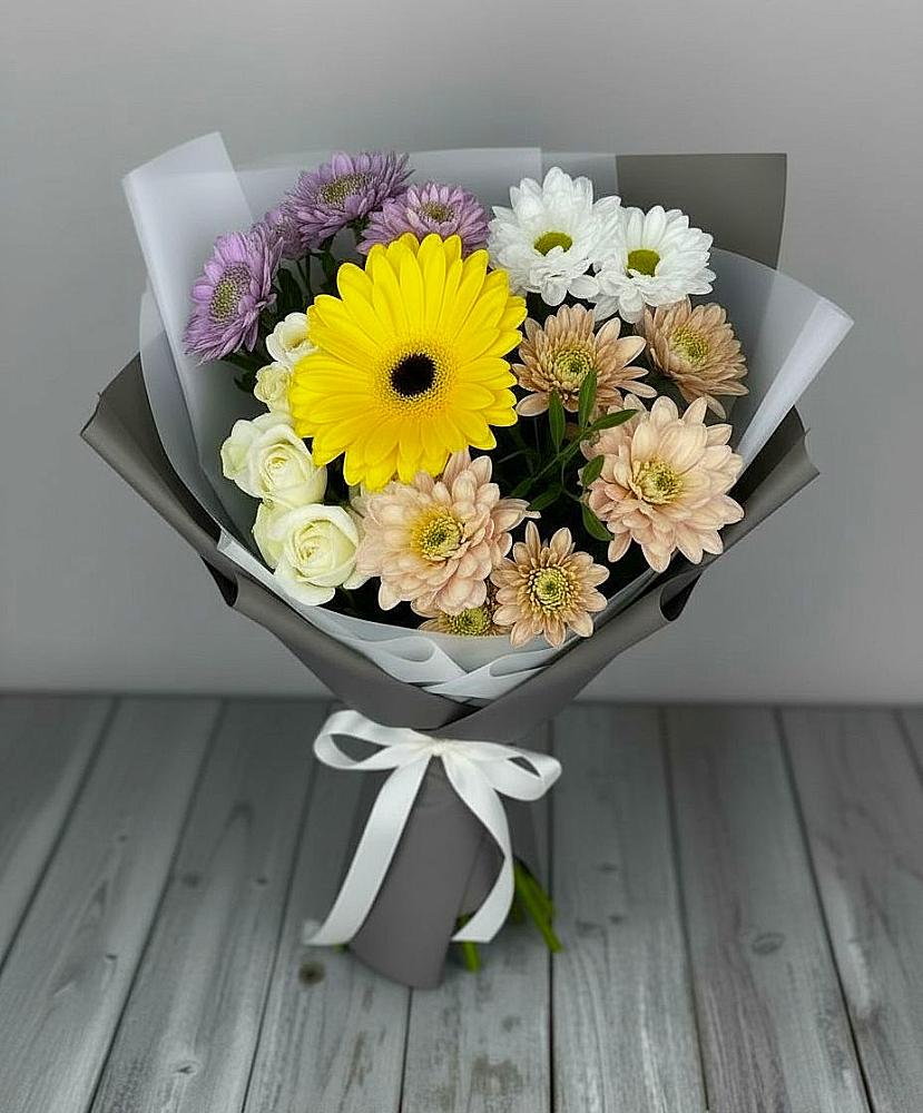 Букет цветов из: Розы, Герберы и Хризантемы в Донская Сочи