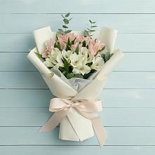 Букет цветов из:  Альстромерии в Донская Сочи