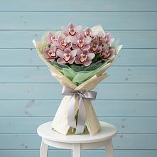 Букет цветов из:  Орхидеи и Розы в Донская Сочи