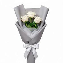 Букет 3 белые розы в Донская Сочи