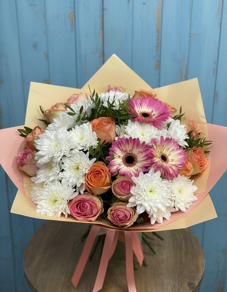Букет цветов из: Розы, Герберы и Хризантемы в Донская Сочи