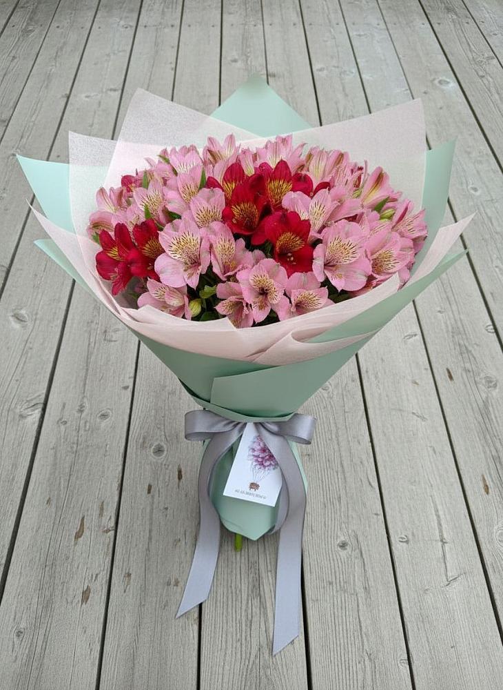 Букет цветов из: Альстромерии в Донская Сочи