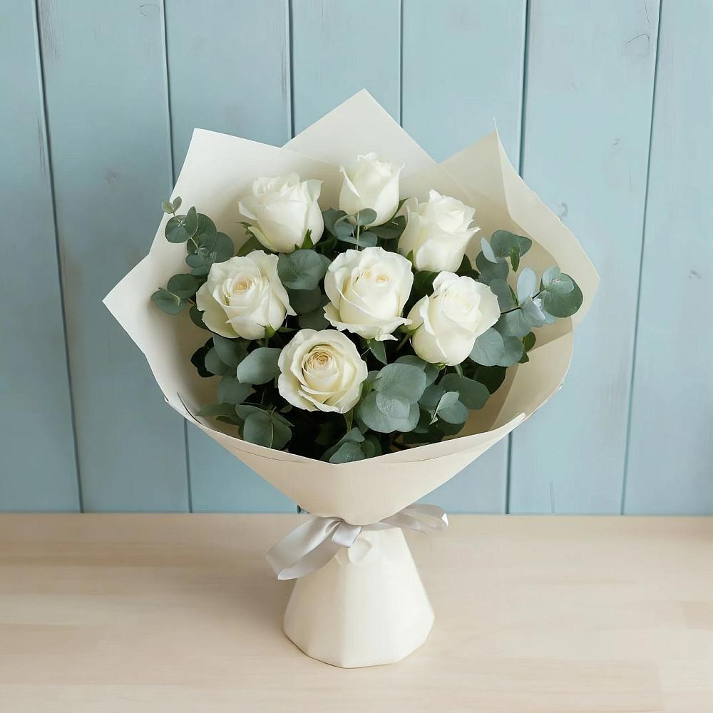 Букет Белые розы в Эвкалипте в Донская Сочи