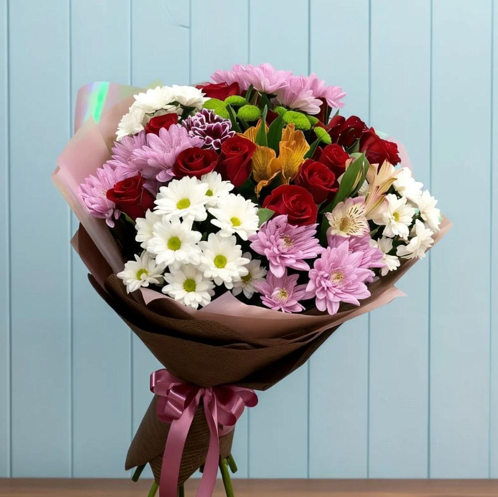 Букет цветов из: Розы, Хризантемы и Альстромерии в Донская Сочи