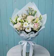 Букет цветов из:  Розы и Лизиантусы в Донская Сочи