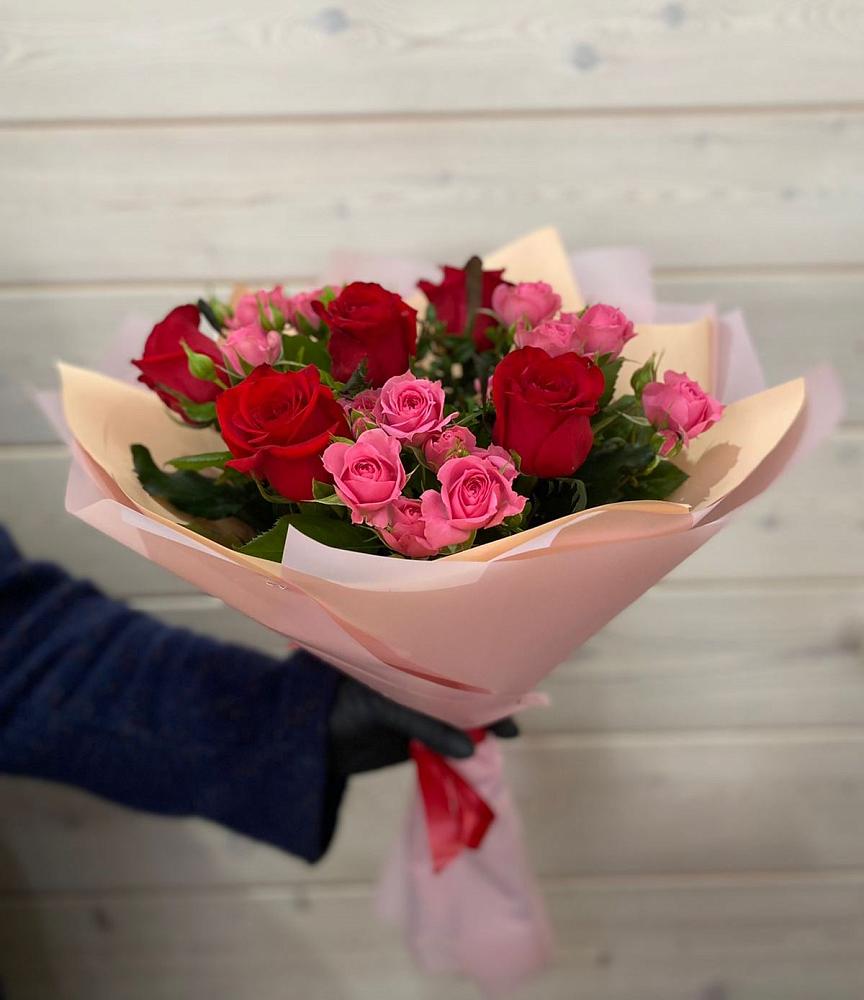 Букет цветов из: Розы в Донская Сочи