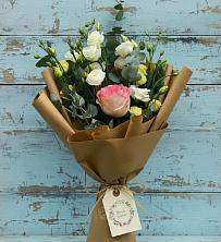 Букет цветов из:  Розы и Лизиантусы в Донская Сочи